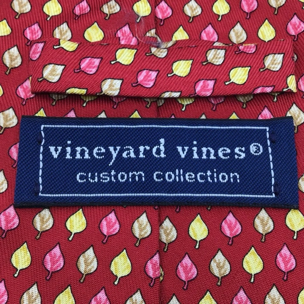 Vineyard Vines Custom Collection Rocky Mountain Connections men’s silk tie